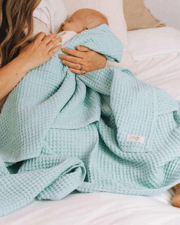Little Fishies Waffle Blanket - Seafoam